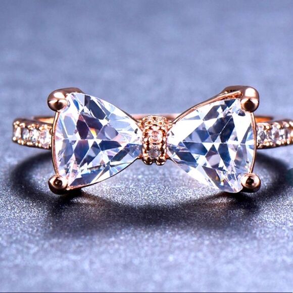 ✨Elegant Rose Gold Tone Bow ring✨ - Picture 1 of 7